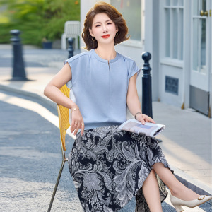 2026妈妈装套装时尚休闲中老年女士夏装两件套40-60岁女装裙子女