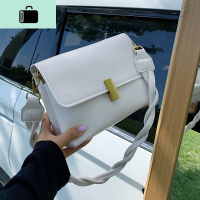 高级感气质小包包女2020新款潮网红时尚斜挎包夏天百搭洋气小方包NEW LAKE女斜挎包