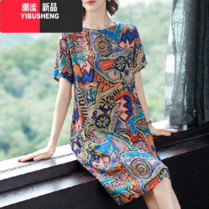 YIBUSHENG大码女装新款碎花连衣裙中老年妈妈装阔太太胖mm显瘦减龄春装潮