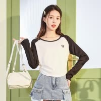 [2.5折价65元]唐狮秋季新款休闲针织长袖T恤女插肩袖拼接上衣女设计感抽绳