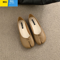 聚范韩版仙女浅口猪蹄分趾鞋平底单鞋2024年新款配裙子通勤奶奶鞋