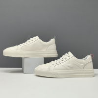 真皮板鞋男款潮流百搭鞋子欧洲站休闲鞋轻奢压花高端一脚蹬懒人鞋