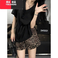 YIBUSHENG大码休闲豹纹短裤女2024季胖MM梨形身材高腰宽松显瘦阔腿热裤子