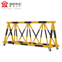 盛辉嘉业移动拒马护栏带刺 电动伸缩路障防撞栏防护挡车安全隔离栏定制 3米起拍
