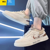 聚范男鞋2024新款夏季透气网面休闲板鞋学生百搭运动厚底增高小白潮鞋