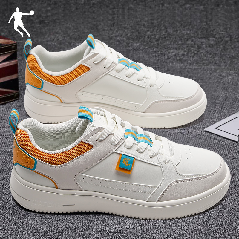 乔丹运动鞋男板鞋国潮2022秋季新款皮面保暖空军一号低帮休闲男鞋