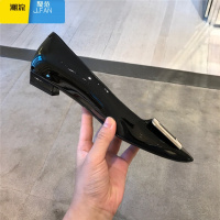 聚范RV平底鞋方头方扣浅口单鞋欧洲站小香风漆皮女士复古粗跟百搭