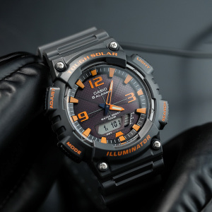 casio官方旗舰店卡西欧运动手表男 限量情侣款太阳能运动防水潮流电子小黑表正品学生石英表男生男士礼物AQ-S810