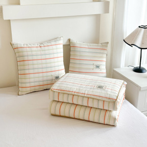 新款ins极简风贴布抱枕被车用靠枕午睡毯子车载枕头被