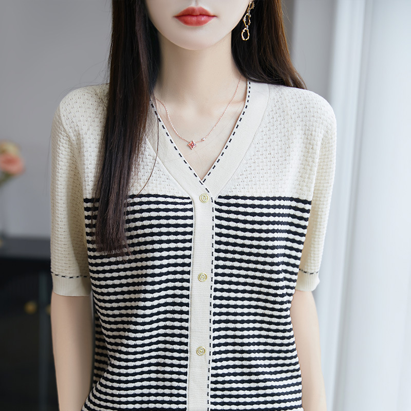 清新简约风间色条纹针织五分袖开衫夏季新款清凉感薄款冰丝外搭潮