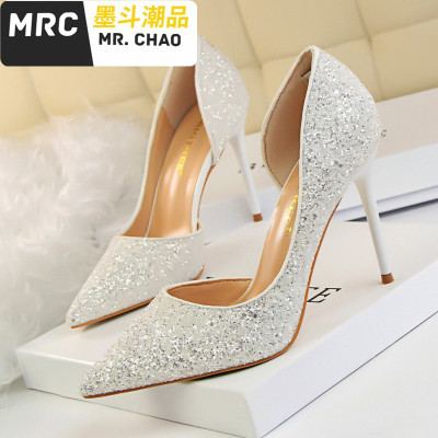 配小裙子的鞋红色高跟鞋女细跟性感亮片水晶大码白色仙女职业单鞋墨斗潮品休闲鞋