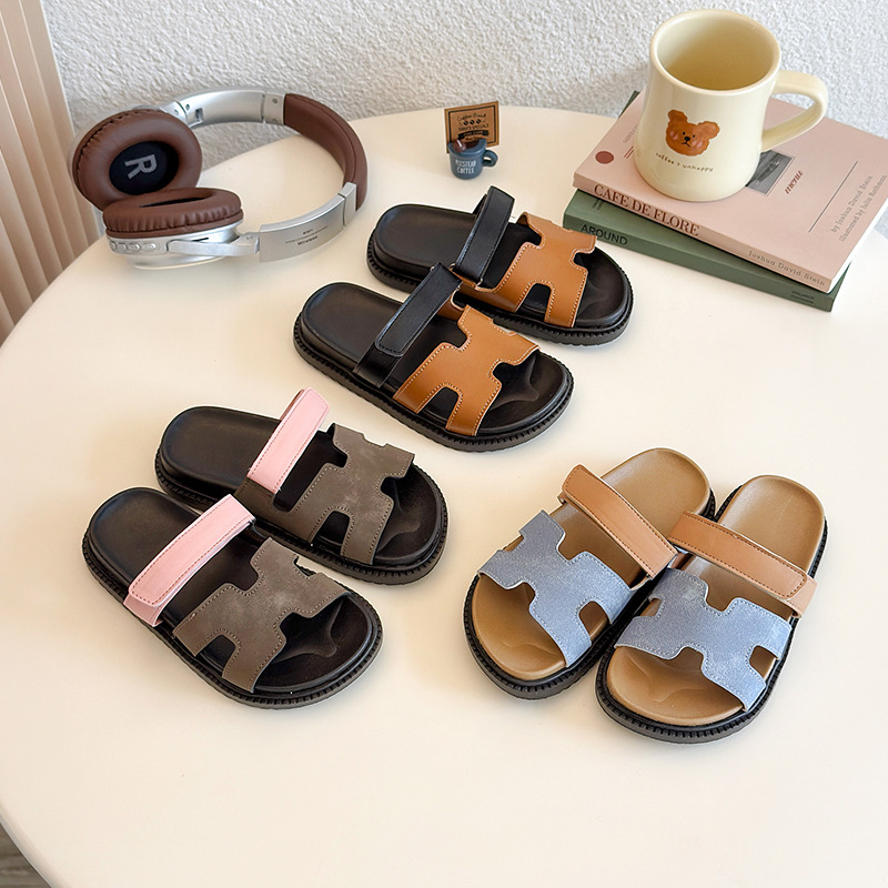 儿童拖鞋2026年夏季新款时装时尚休闲女童凉拖潮女宝童拖鞋