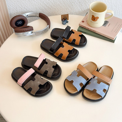 儿童拖鞋2026年夏季新款时装时尚休闲女童凉拖潮女宝童拖鞋