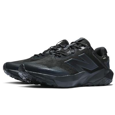 新百伦(New Balance)男款跑步鞋户外越野缓震透气GTX防水健步鞋多