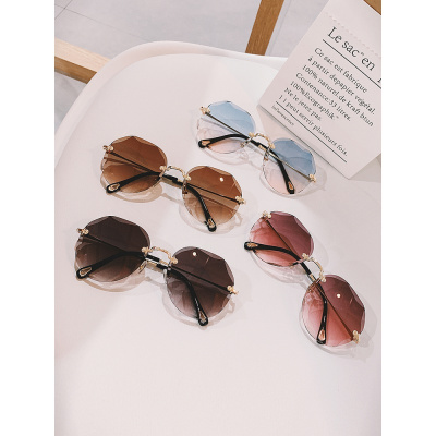 时尚款无框太阳镜女2020年新款大框潮墨镜女ins圆脸街拍眼镜米魁创意礼品