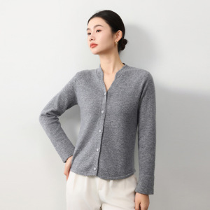 100羊毛气质法式V领针织开衫2025秋冬季新单排扣针织开衫上衣