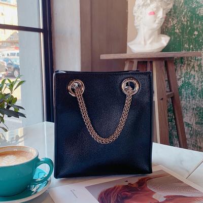 CCMVP轻奢品牌秋季上新大容量包包女2019新款托特包时尚简约黑色斜挎包单肩包包潮