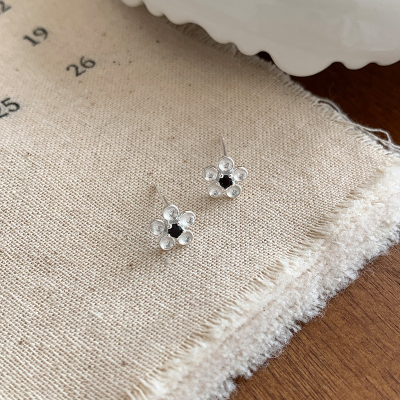 纯银锆石花朵耳钉女小众设计感独特漂亮耳环女款2025新款配饰送女朋友老婆情人节七夕生日礼物