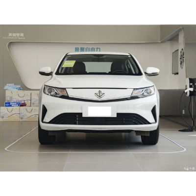 吉利枫叶60S出租版(03不含服务包)