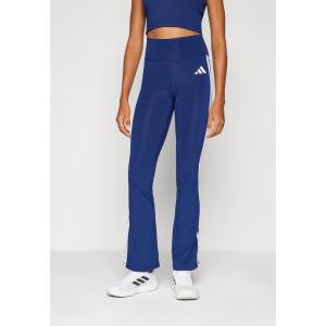 Adidas高弹显瘦锥形运动 leggings 女款训练健身打底裤黑白色 Skinny Fi