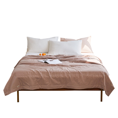 优选纯色棉花冬被米驼