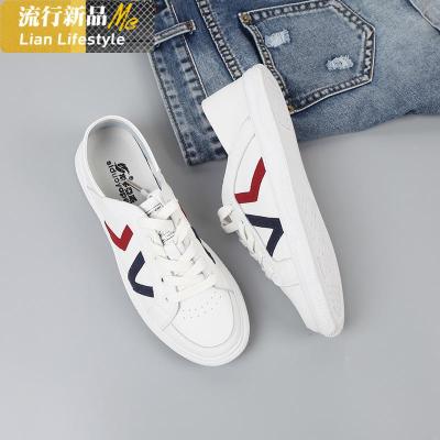 大丫丫2019新款大码女鞋40-43牛皮加肥系带板鞋平底休闲单鞋知义(ZHIYI)休闲鞋