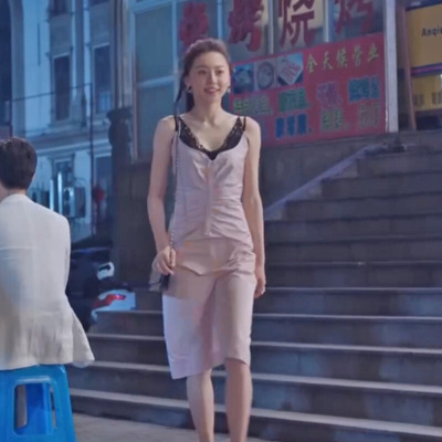 珂卡慕(KEKAMU)逆流而上的你高蜜梦莹同款2020新款夏季蕾丝吊带连衣裙一步裙女梦莹粉色吊带连衣裙+蕾丝内搭