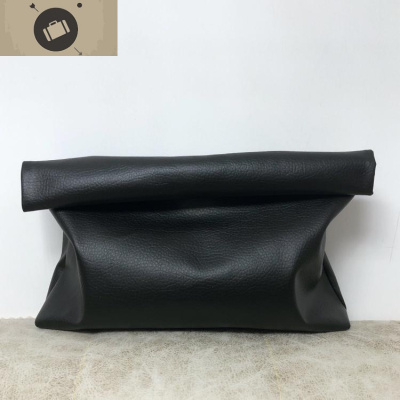 暗黑经典款pu皮简约卷边大容量黑色手拿包欧美复古手抓包袋夹包女艾狄伊娃手提包黑色