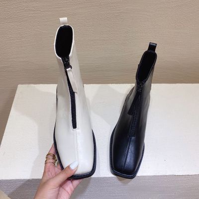 简翔黑色马丁靴女英伦风2020新款方头短靴女单靴复古高跟靴子粗跟