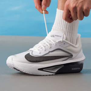 耐克(NIKE)男子跑步鞋减震 ZOOM FLY 6 时尚舒适防滑耐磨运动鞋FN8454-002 ZP
