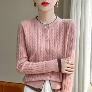 年秋季新款韩系高级感短款气质针织开衫设计感日常百搭女外套