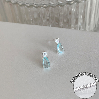 纯银蓝色锆石耳钉女小众设计感独特2025新款耳环小清新春夏送女朋友老婆情人节七夕生日礼物