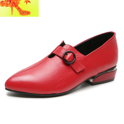 皮单鞋女平底2019新款低跟尖头粗跟春款小皮鞋女鞋春秋2020春季简畅休闲鞋