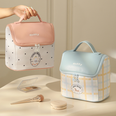 小房子化妆包收纳大容量女便携式2025新款高端外出洗漱护肤品分区