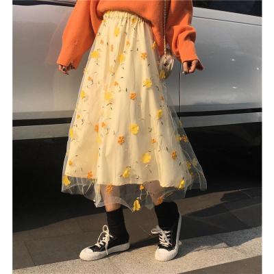 枫述刺绣半身裙女2021年春季裙子新款纱裙高腰显瘦中长款蕾丝网纱裙花朵半身裙均码