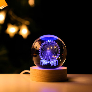 创意蝾螈水晶球小夜灯桌面摆件生日礼物送男孩男朋友女生闺蜜实用
