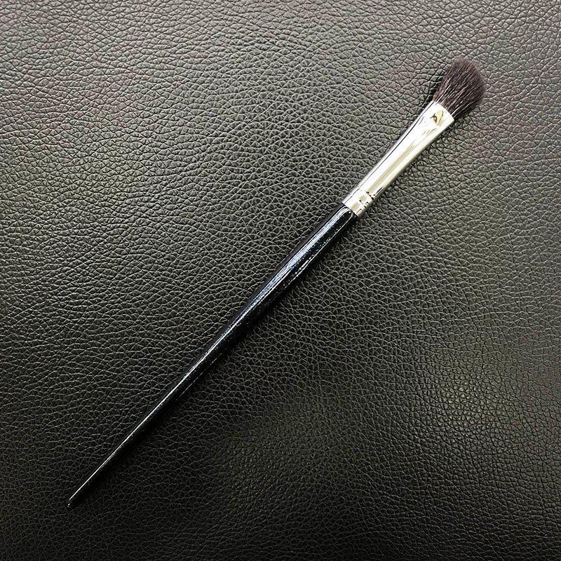 斜角鼻影刷斜头一支装鼻侧影刷子影专业修容刷鼻子眼影刷羊毛