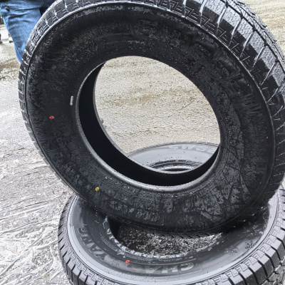 朝阳 雪地胎235/70R16 条