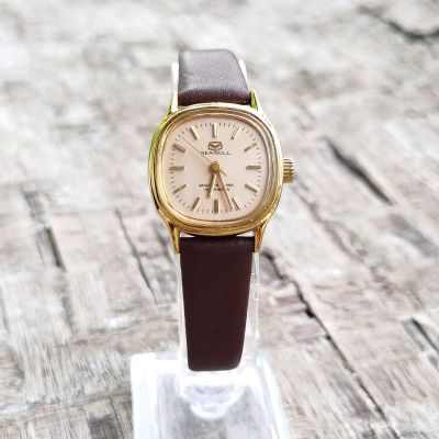 货经典手表新库存原装天津海鸥机械女表方形金色带日历古董表同款