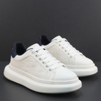 小白鞋男款2026春季轻便板鞋真皮透气厚底百搭厚底增高运动休闲鞋