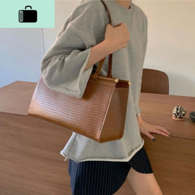 OMG STUDIO2020新款夏天蜥蜴纹大容量通勤手提包ins女百搭单肩包NEW LAKE女士单肩包