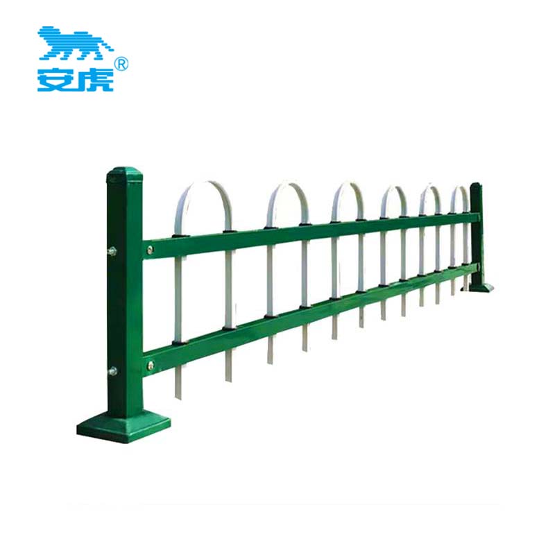 安虎 锌钢草坪护栏 AH-80CM(含立柱) 米