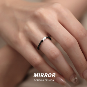 925纯银小鱼黑尖晶戒指女指环尾戒小众ins风个性时尚潮流新送女朋友老婆情人节七夕生日礼物 戒指一只