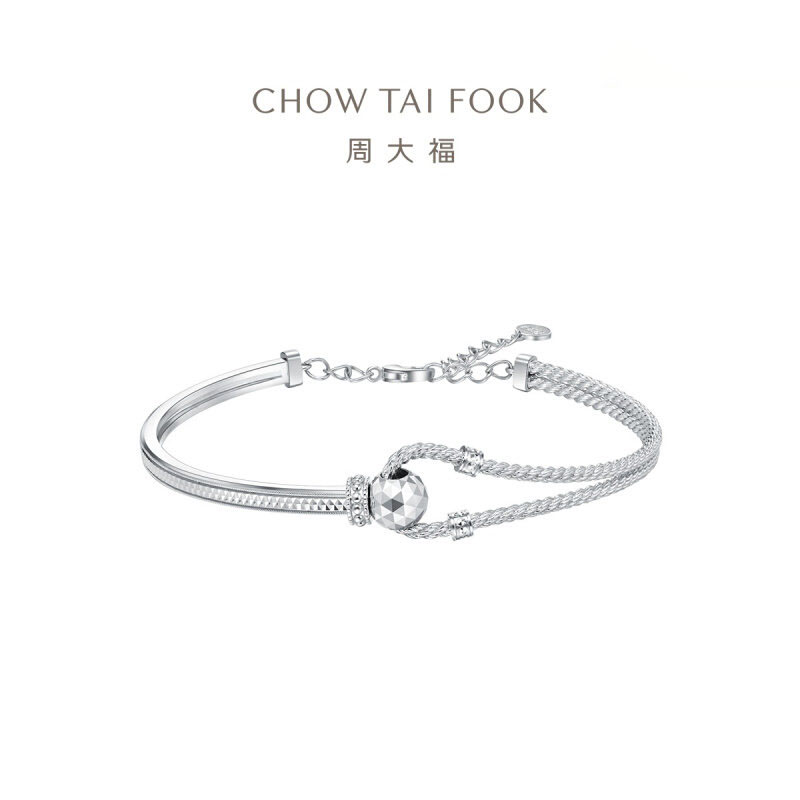 周大福ING KNOT诺系列大克重铂金手镯PT163647女友礼物