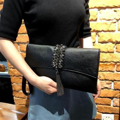 手包女名媛包2020新款奢华手拿包夹包大容量气质流苏羊皮单肩包潮大气黑