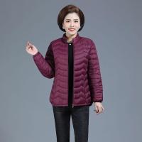 迪鲁奥(DILUAO)羽绒服女中老年女装轻薄小短款中年妈妈装秋冬大码外套