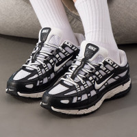 耐克(NIKE)女鞋新款运动鞋低帮轻便舒适透气跑步健身训练休闲鞋BV1021-011 ZP