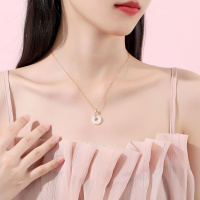 鑫铂尼18K彩金镶平安扣项链女士锁骨链国潮和田玉吊坠七夕情人节礼物送女友老婆闺蜜送妈妈