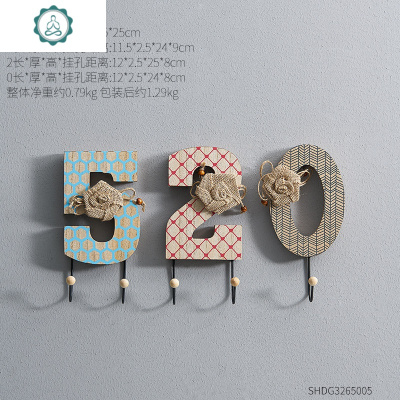 北欧口玄关墙上挂衣架挂包架进挂衣钩创意字母挂钩装饰品壁挂封后带灯组合1装饰挂钩
