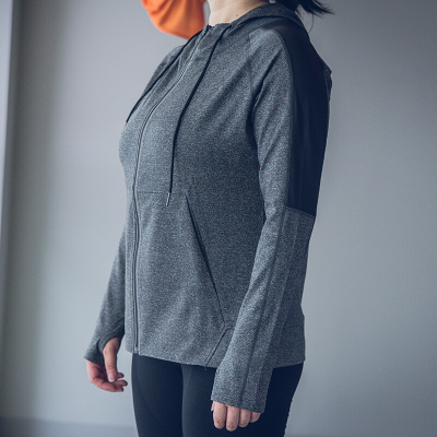 珂卡慕(KEKAMU)健身外套女士速干运动跑步春季连帽衫长袖瑜伽大码上衣灰色L(80-100斤)